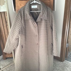 Willow Lane plus size quilted coat